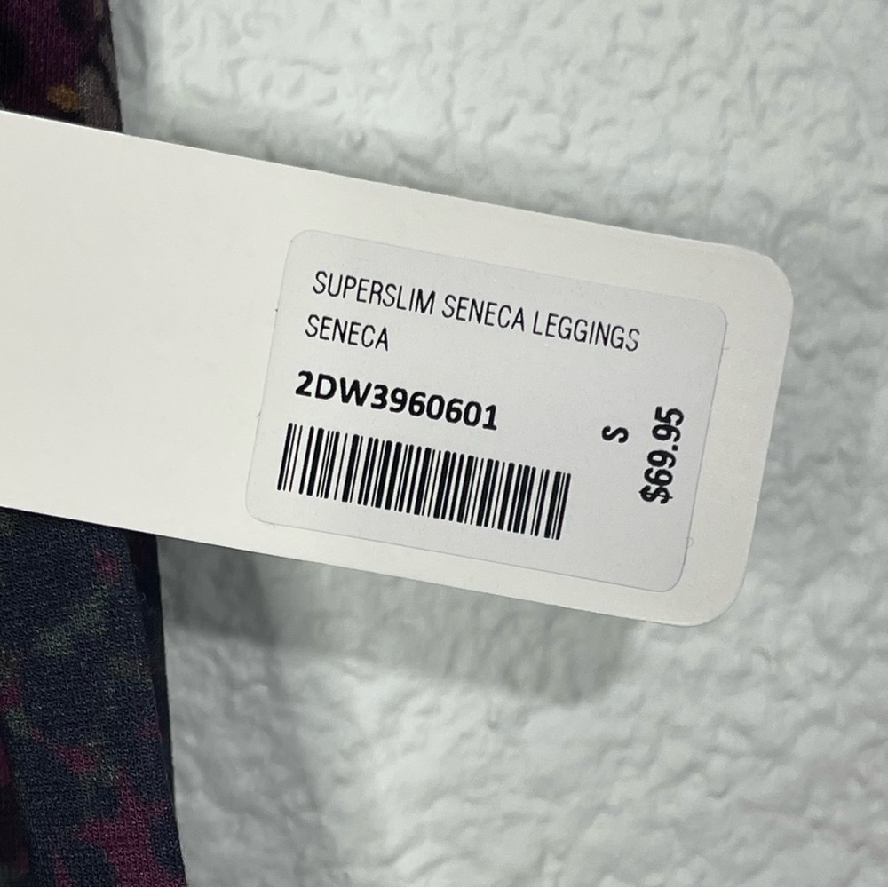 SOFT SURROUNDINGS Super Slim Seneca Leggings Size Small NWT - Picture 3 of 3